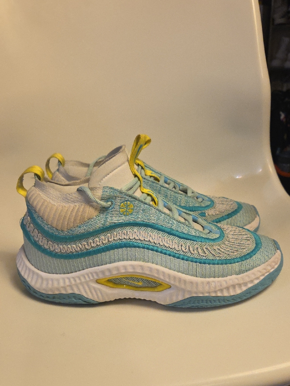 Nike Cosmic Unity 3 Jadr Ice Basketba Shoes